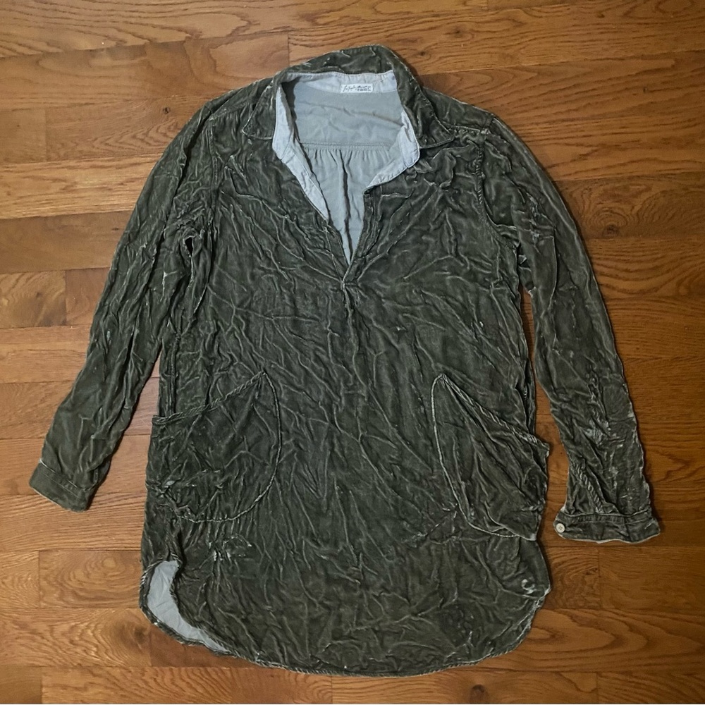 FREE PEOPLE Olive crushed velvet tunic top with pockets
